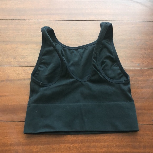 Victoria secret Seamless high neck crop tank - Picture 2 of 2